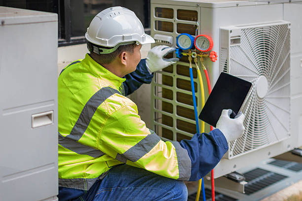 Professional Hvac technician working in Fort Lee, VA